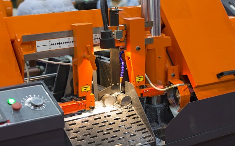 马尔康龙门带锯床具备哪些优点？